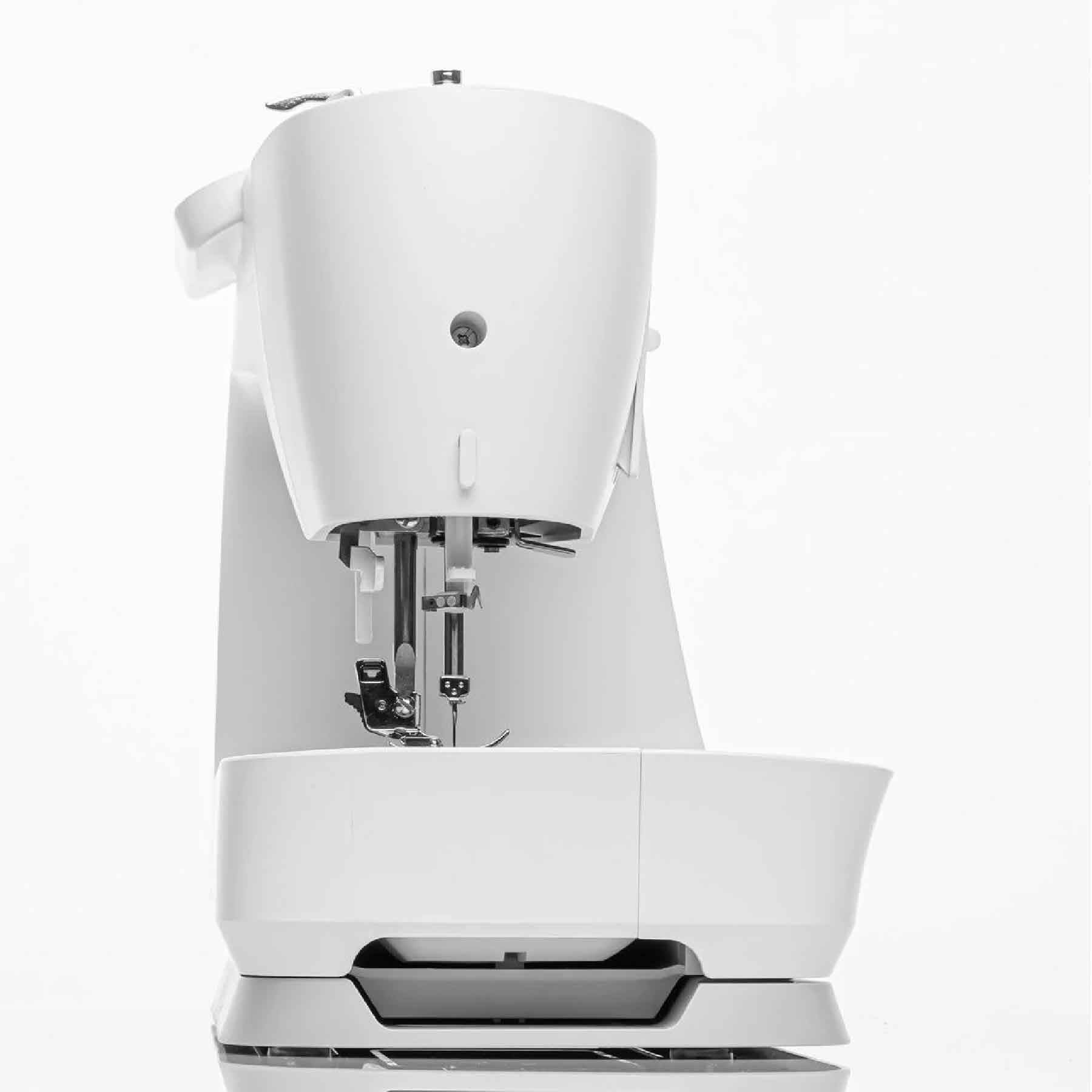 SINGER® C7250 Sewing Machine with Extension Table - Fashion Fabrics LLC