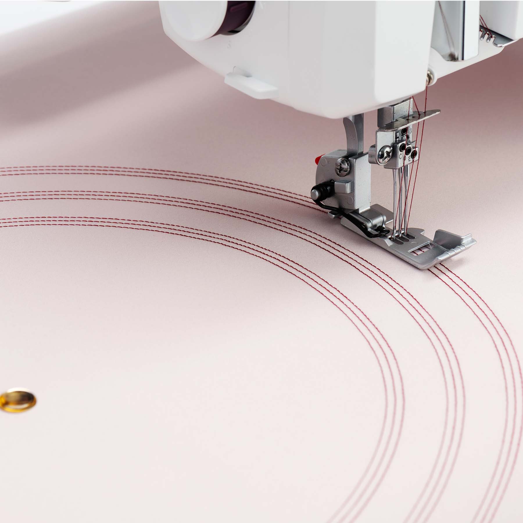 HUSQVARNA® VIKING® AMBER™ Air S | 600 Coverlock Machine - Fashion Fabrics LLC
