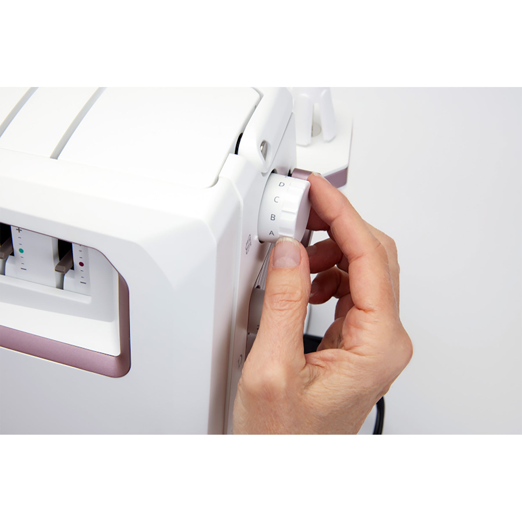 HUSQVARNA® VIKING® AMBER™ Air S | 500 Coverlock Machine - Fashion Fabrics LLC