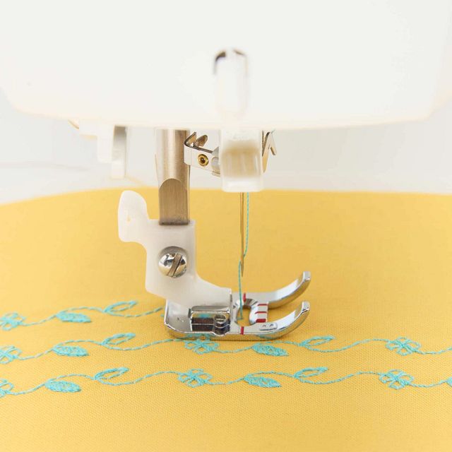 HUSQVARNA® VIKING® ONYX™ 30 Sewing Machine - Fashion Fabrics LLC