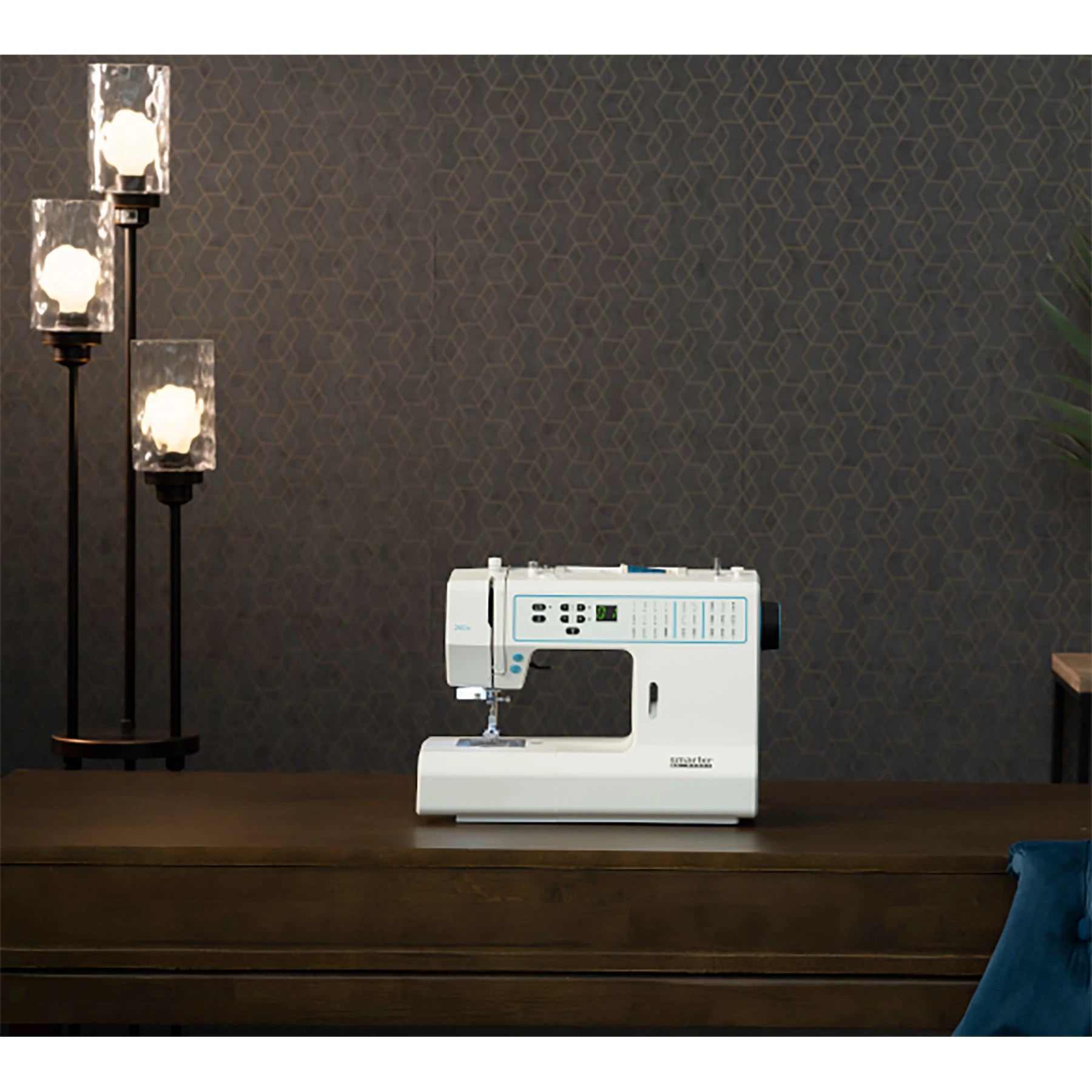 SMARTER BY PFAFF™ 260c Sewing Machine - Fashion Fabrics LLC