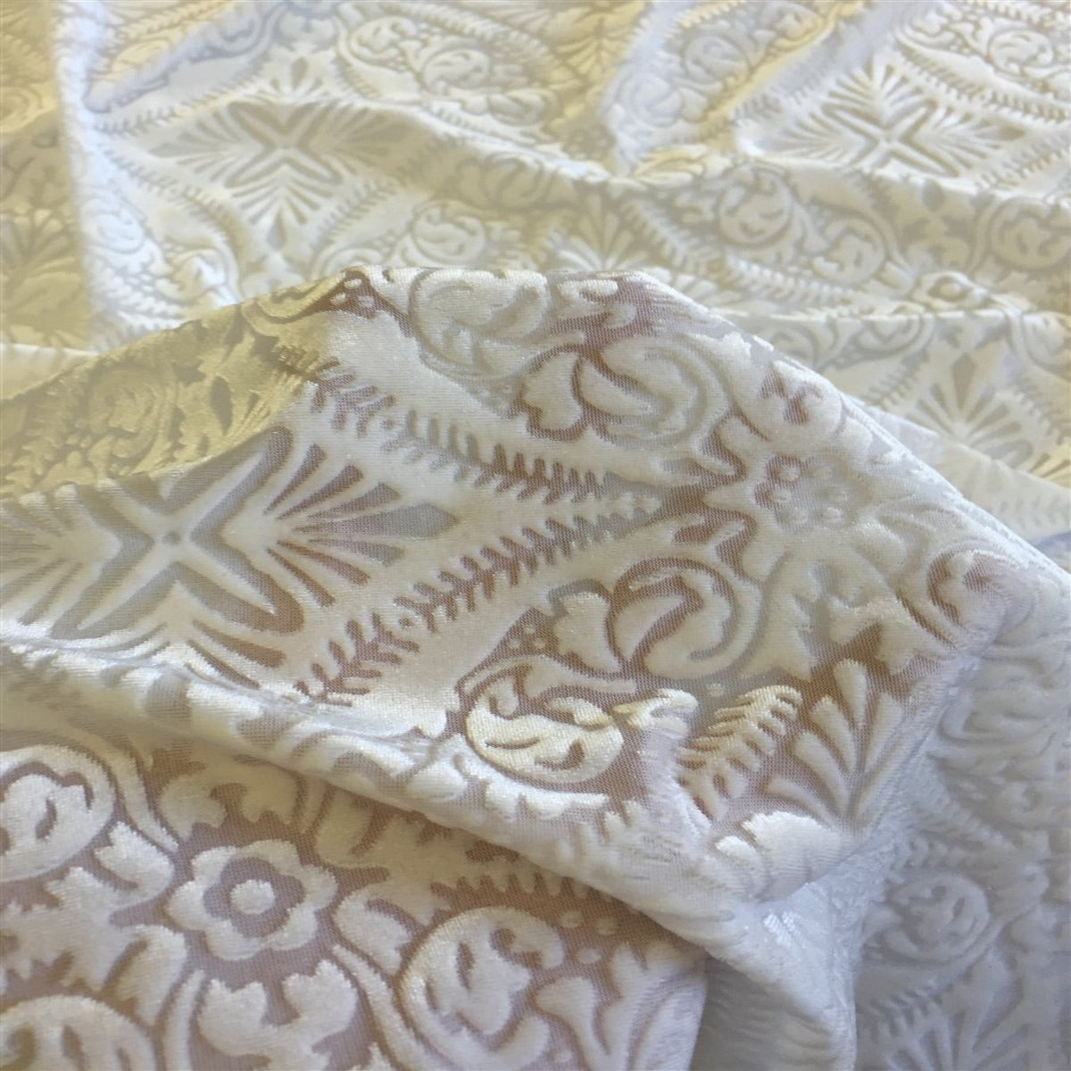 White Lili Burnout Stretch Velvet Spandex Fabric - Fashion Fabrics Los Angeles