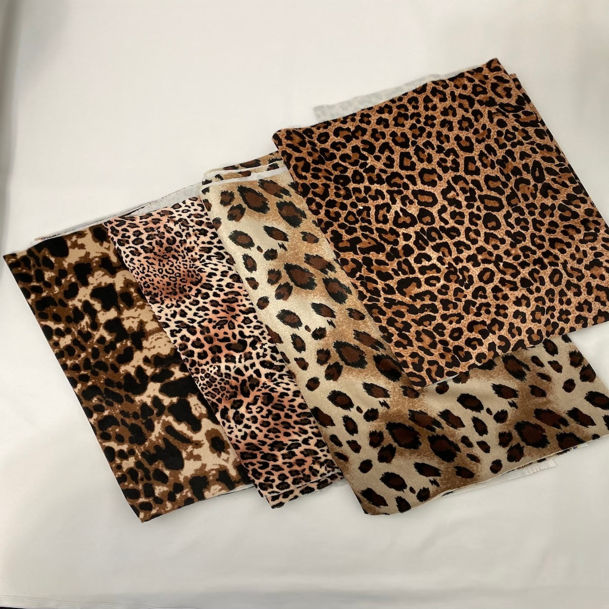 African Cheetah Print Stretch Velvet Fabric - Fashion Fabrics Los Angeles 