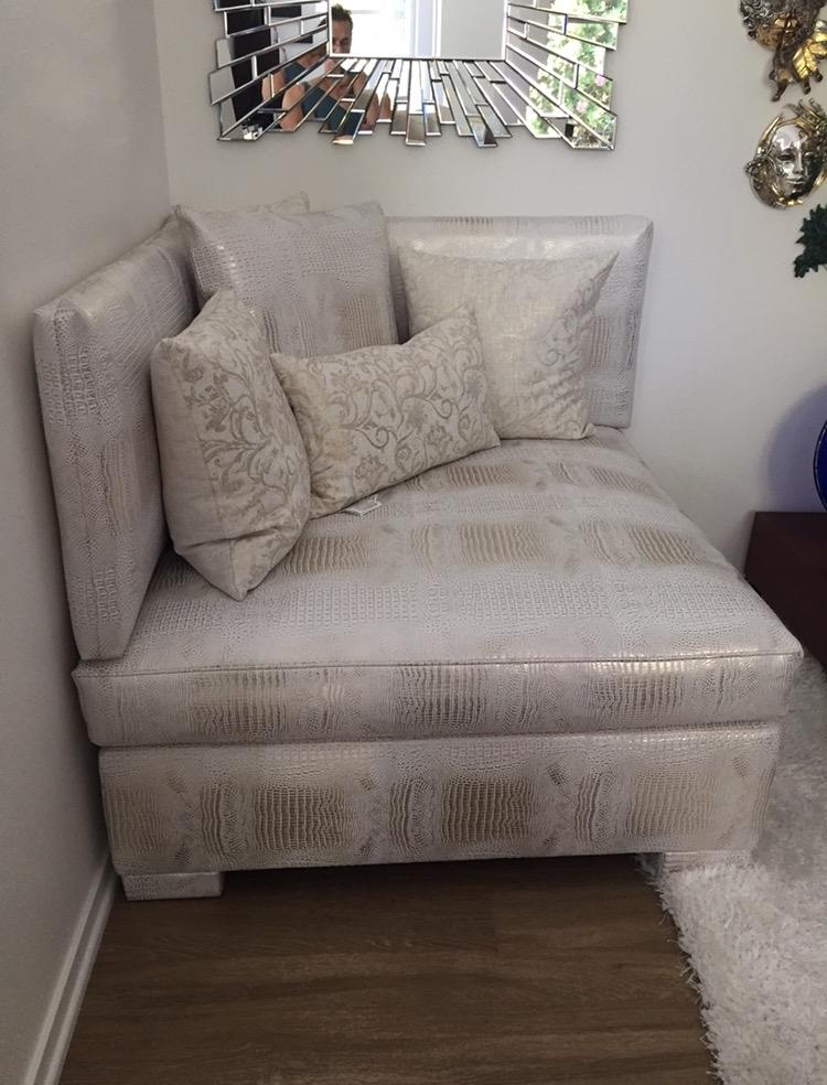 Silver Gray 2 Tone Metallic Gator Vinyl - Fashion Fabrics Los Angeles