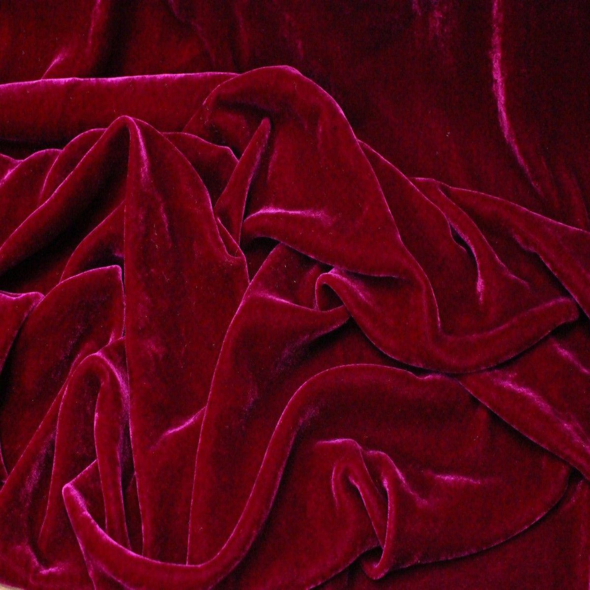 Magenta Silk Velvet Fabric - Fashion Fabrics Los Angeles