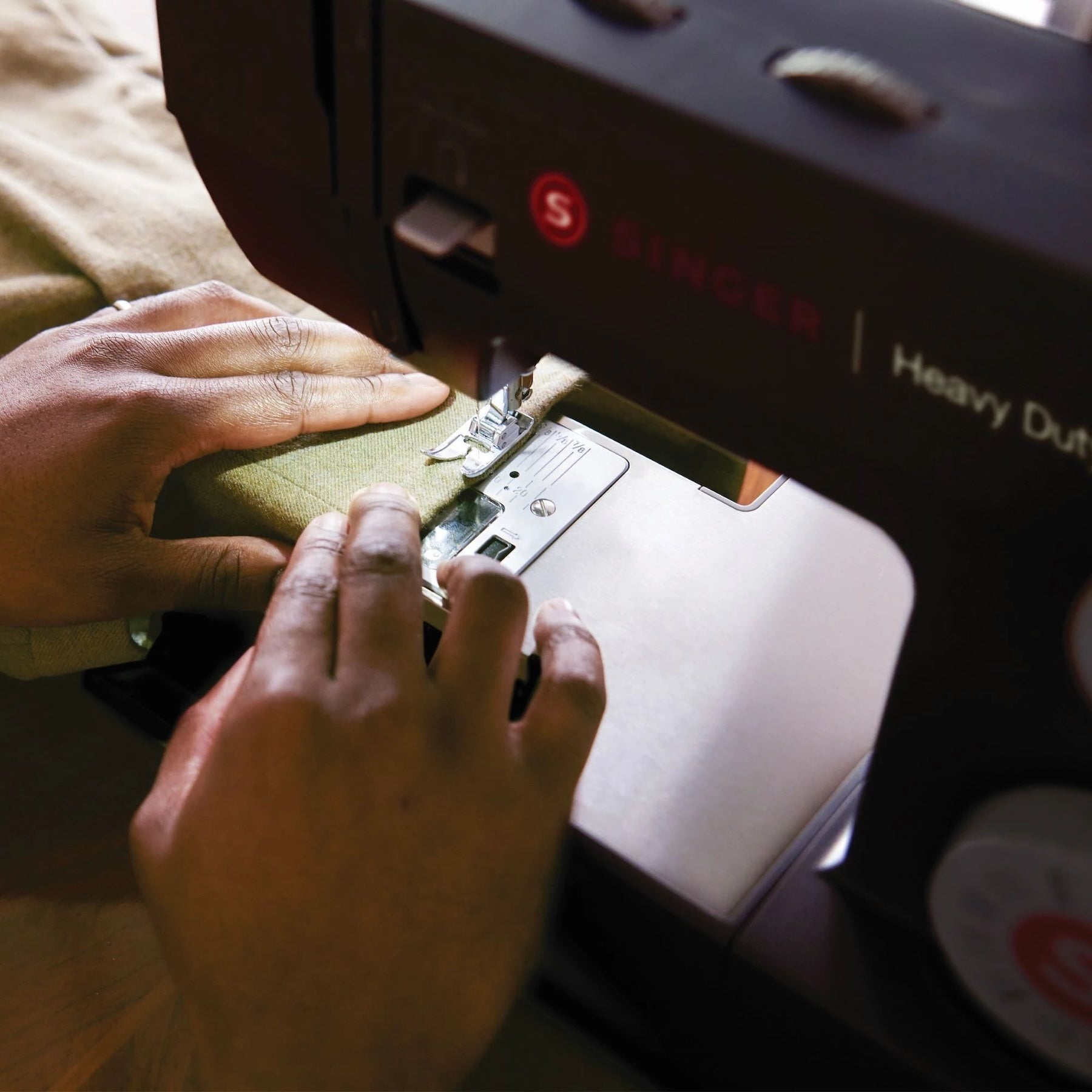 SINGER® Heavy Duty 4432 Black Sewing Machine - Special Edition - Fashion Fabrics LLC