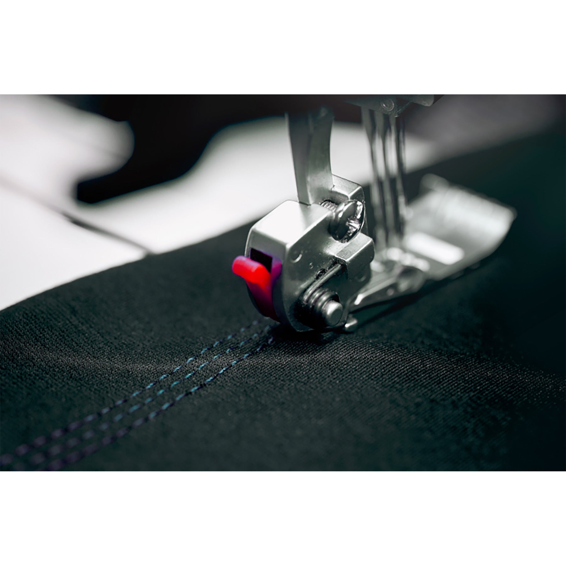 PFAFF® admire™ air 6000 Black Coverlock Machine - Fashion Fabrics LLC