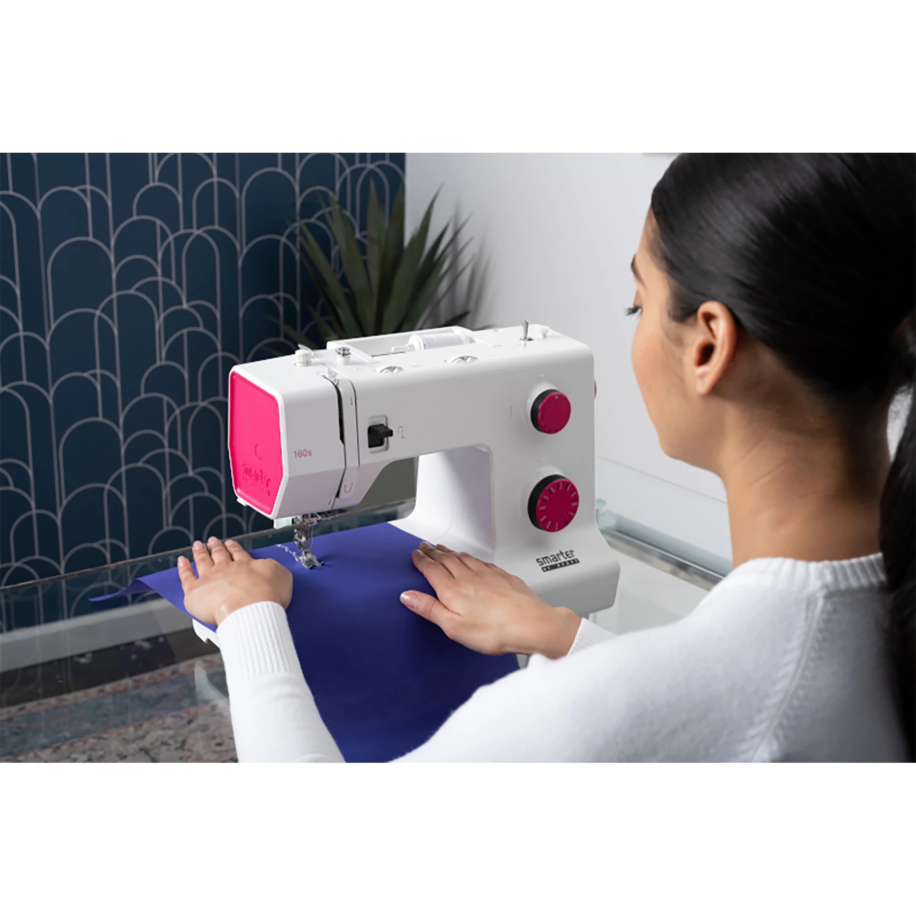 SMARTER BY PFAFF™ 160s Sewing Machine - Fashion Fabrics LLC