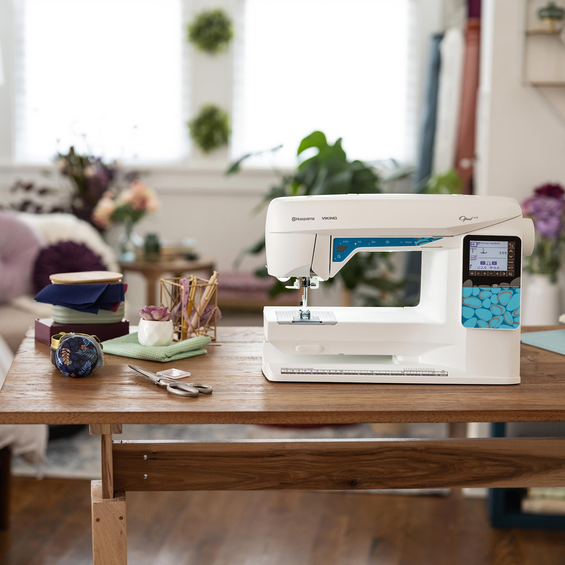 HUSQVARNA® VIKING® OPAL™ 670 Sewing Machine - Fashion Fabrics LLC