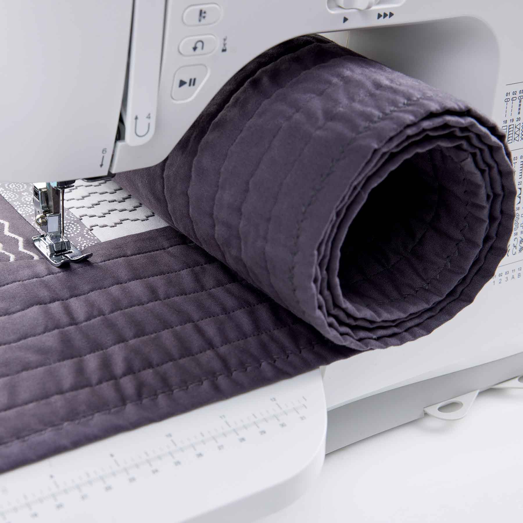 SINGER® C5980Q Patchwork Plus Sewing & Quilting Machine with Extension Table