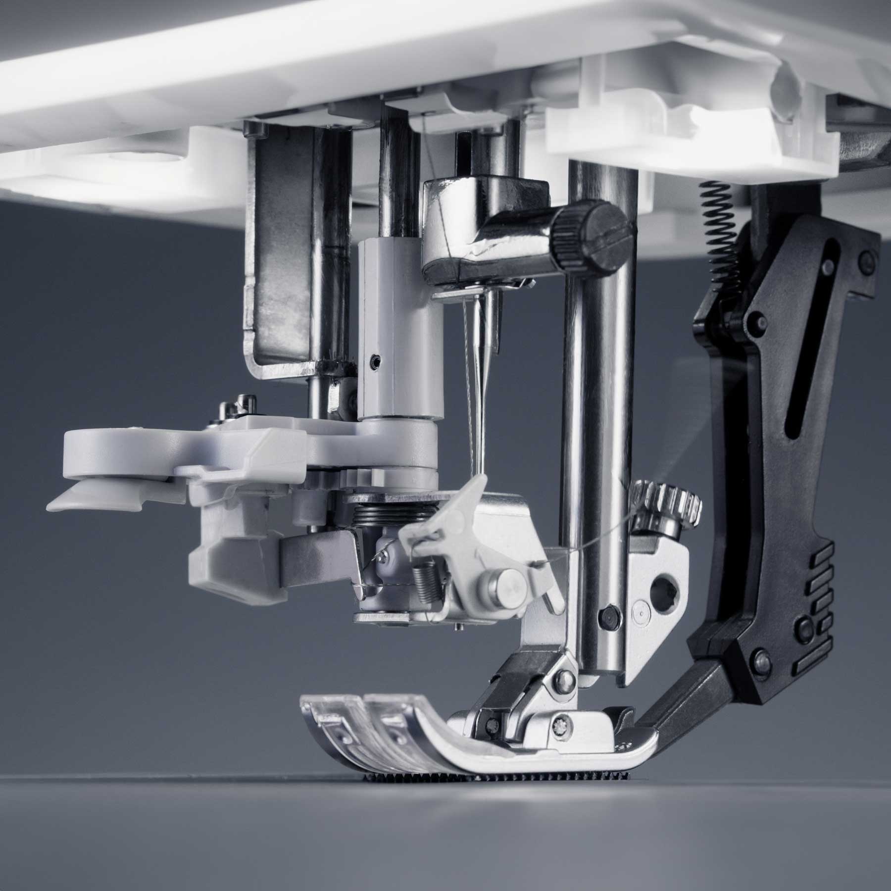 PFAFF® expression™ 715 Sewing Machine - Fashion Fabrics LLC