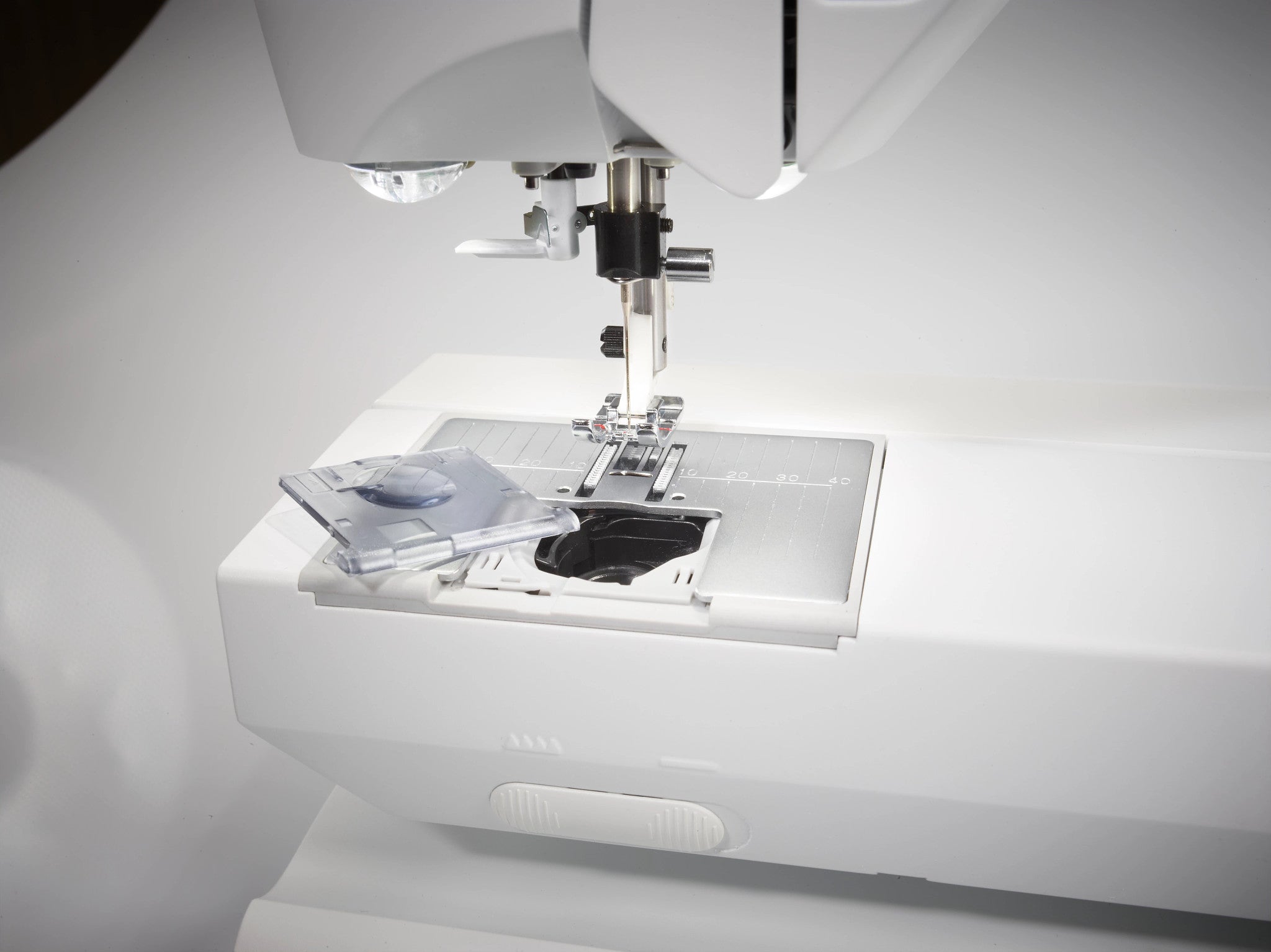 HUSQVARNA® VIKING® OPAL™ 670 Sewing Machine