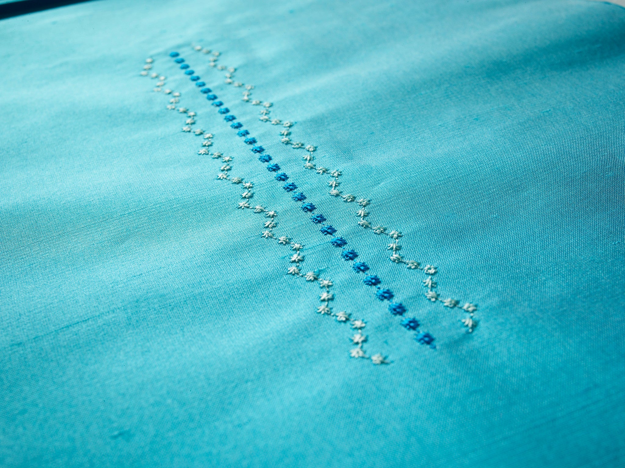 HUSQVARNA® VIKING® OPAL™ 670 Sewing Machine