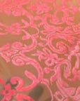 Tissu velours stretch dévoré géométrique Almafi rose fluo