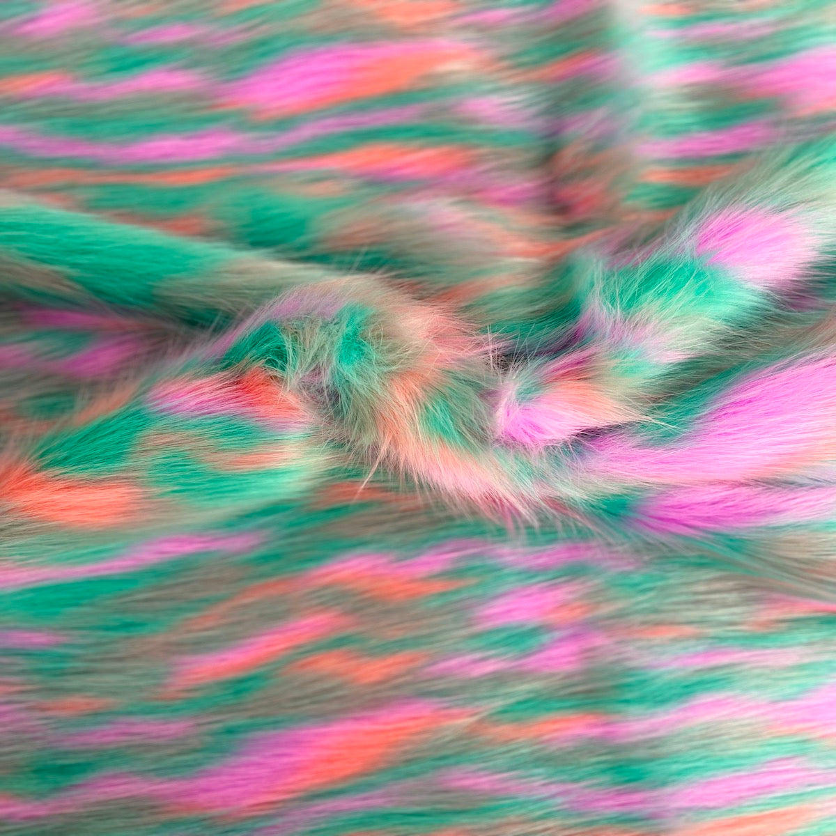 Tissu fausse fourrure Ysidro à poils longs multicolore vert aqua 