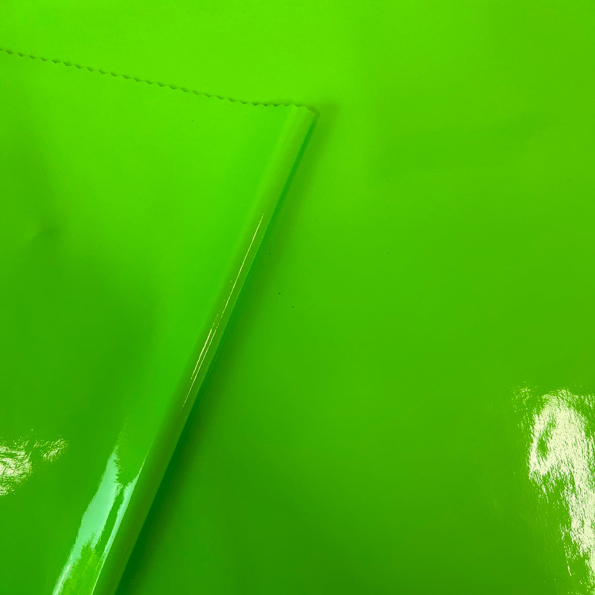 Tissu vinyle pour vêtements en similicuir verni vert fluo