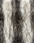 Negro | Tela de piel sintética de lobo a rayas blancas