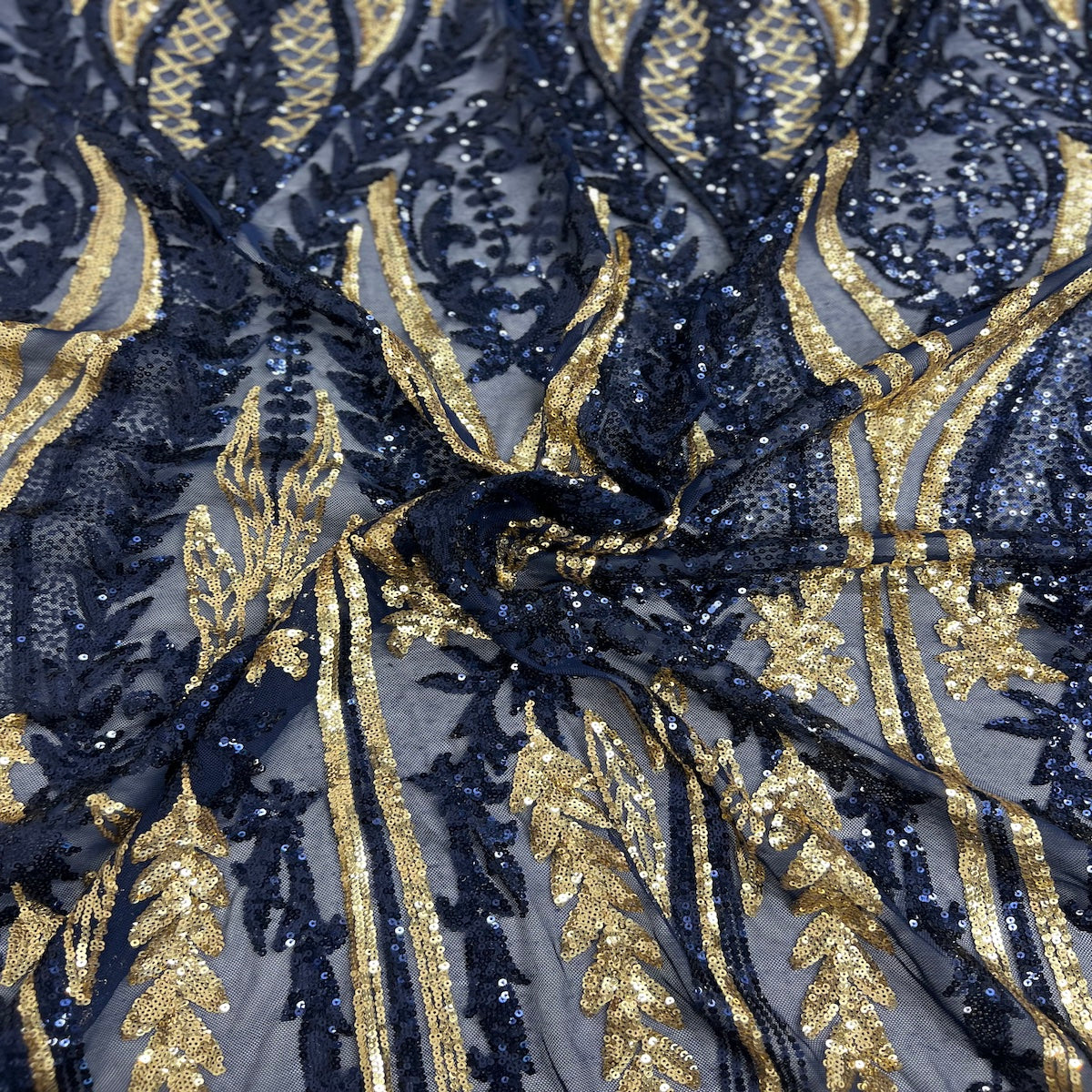 Bleu marine | Tissu en dentelle à paillettes damassé Alina doré