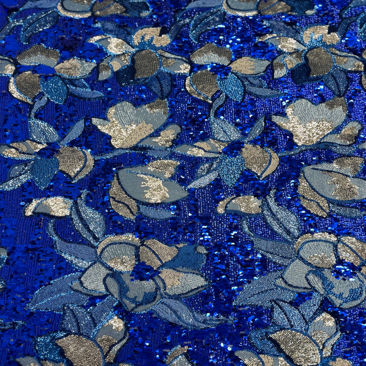 Tela de lentejuelas florales multicolor Giselle azul real
